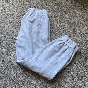 Grey brandy Melville sweatpants